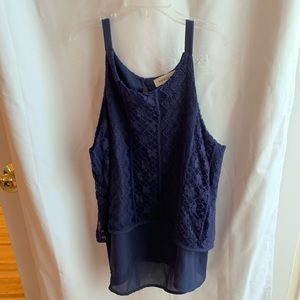 Cute lacy Monteau tank top, like NEW condition.